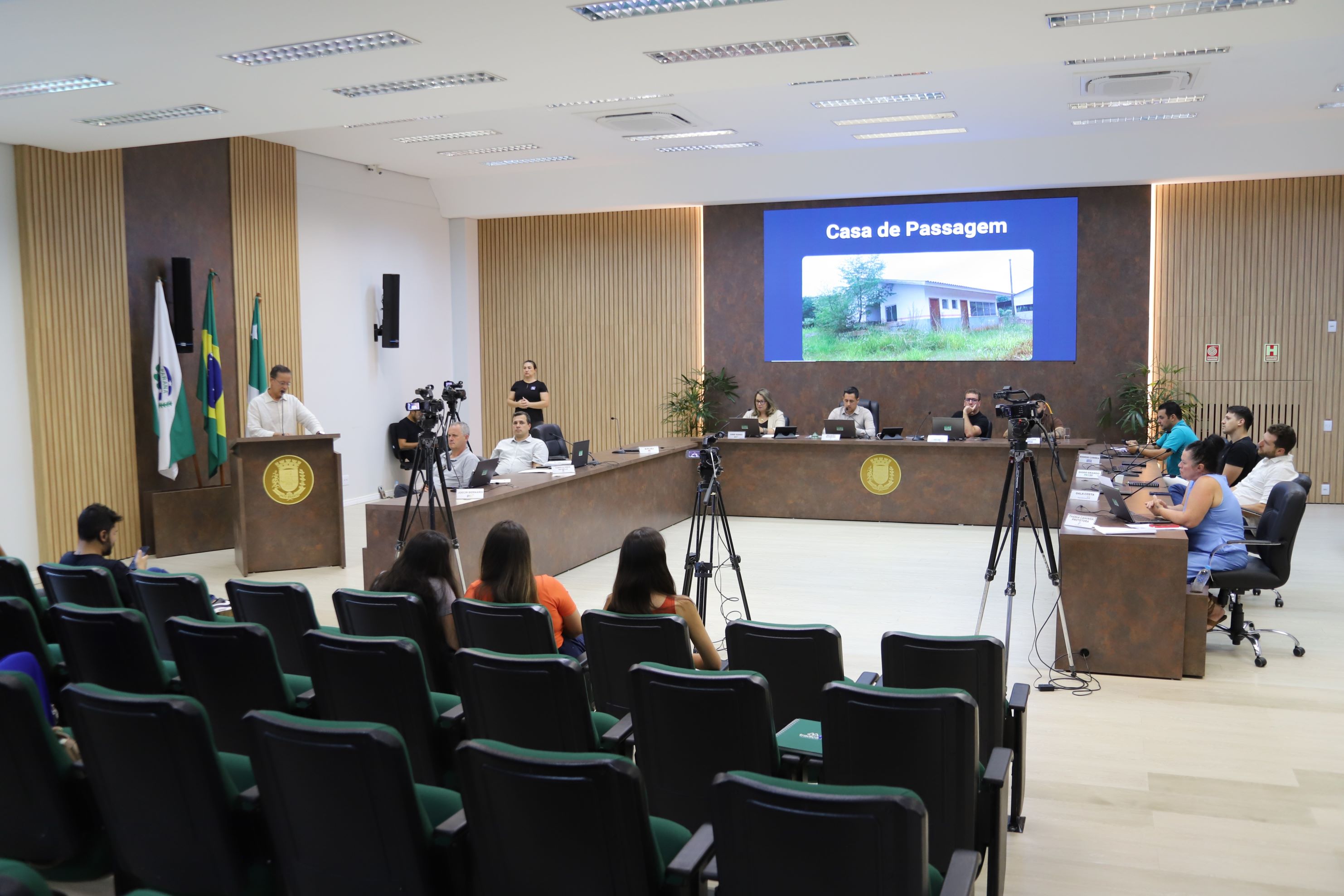 Atendendo convite dos vereadores, secretário municipal de Meio Ambiente prestou esclarecimentos sobre a Causa Animal