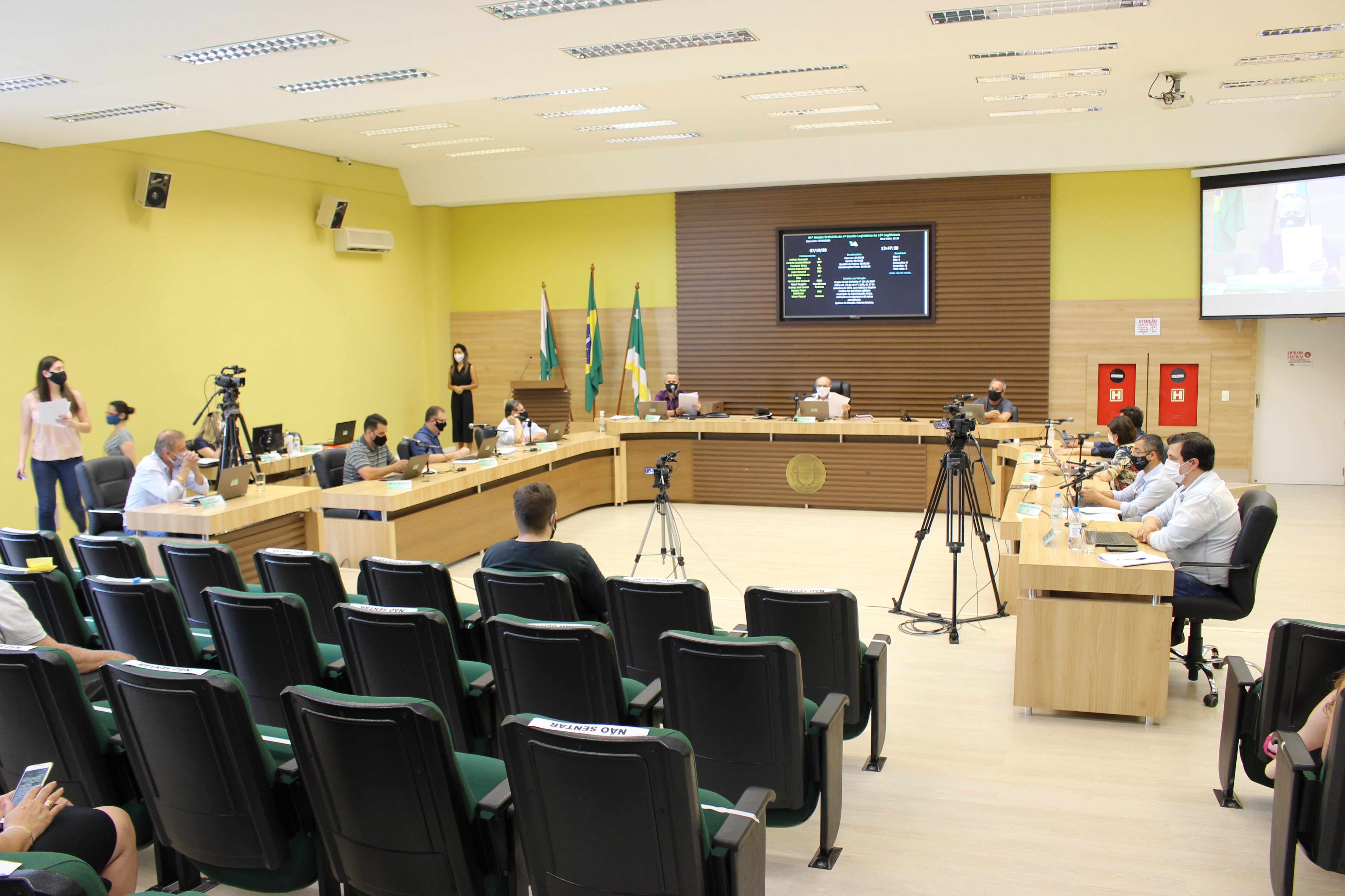 Vereadores aprovam projetos em segunda votação 