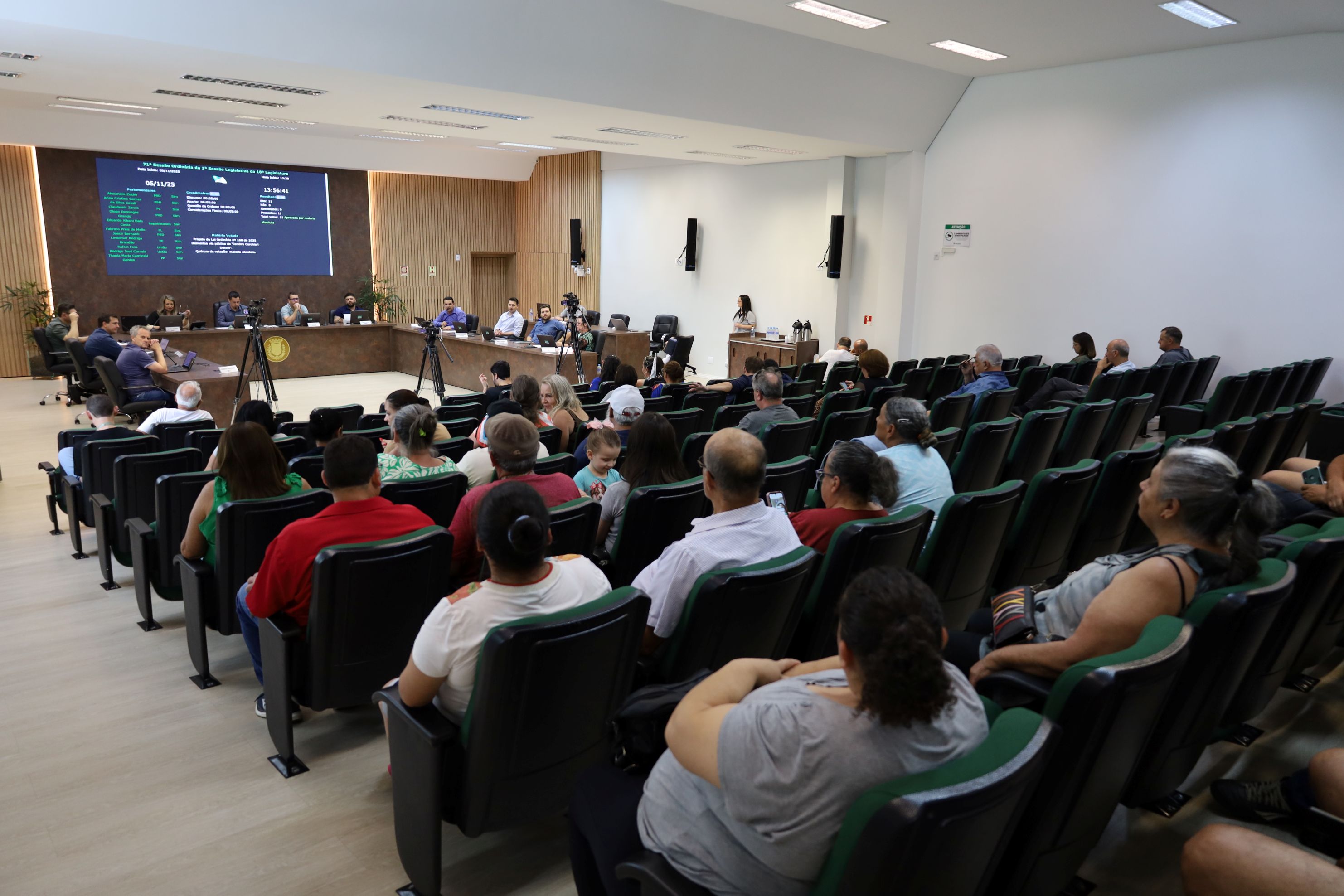 Em apoio às APAEs, vereadores aprovam Moção de Repúdio sobre a nova Política Nacional de Educação Especial Inclusiva