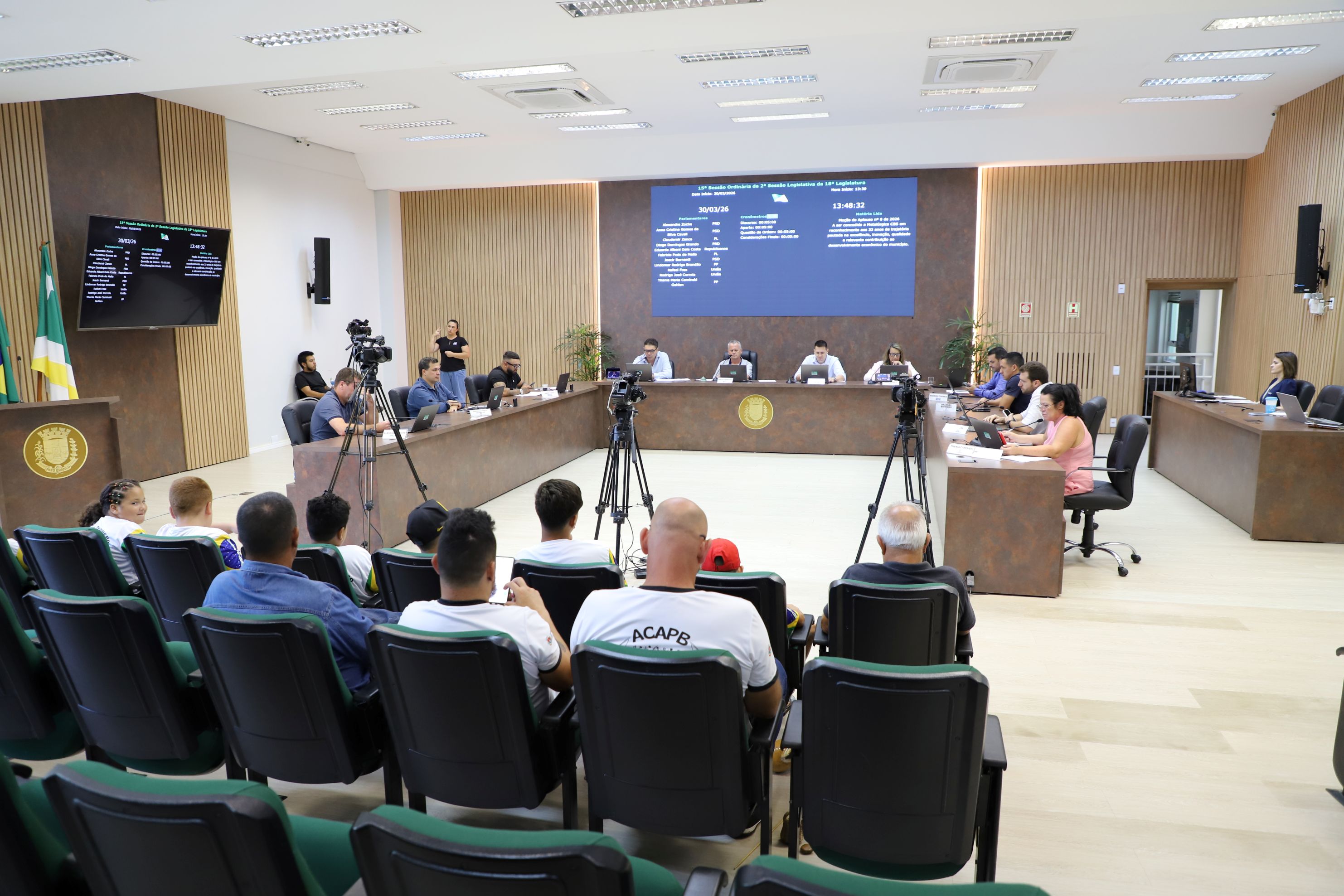 Em Sessão Ordinária, vereadores aprovaram homenagens 