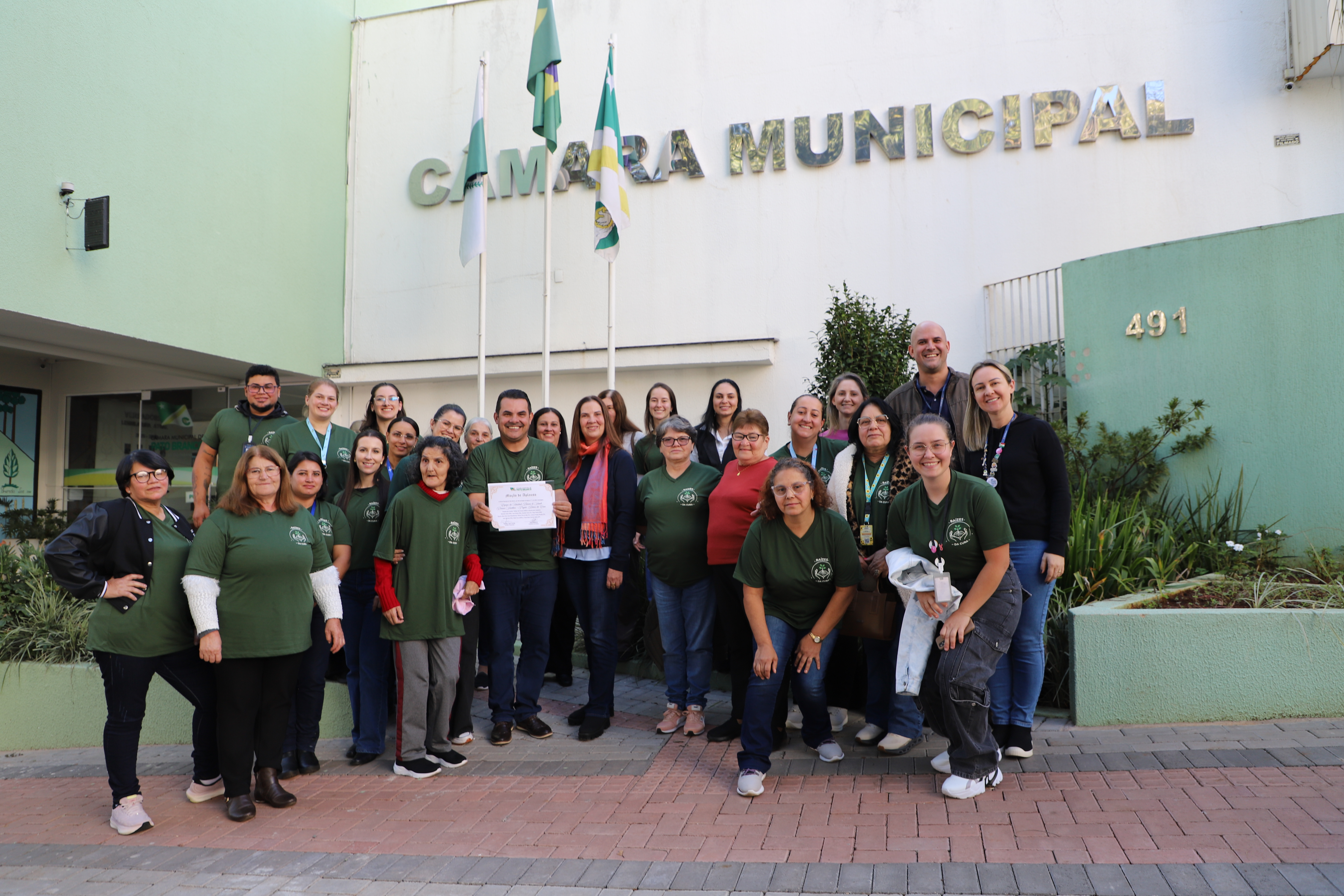 Equipe da UBS Darnes Southier é homenageada pelo Projeto “Raízes da Cura”