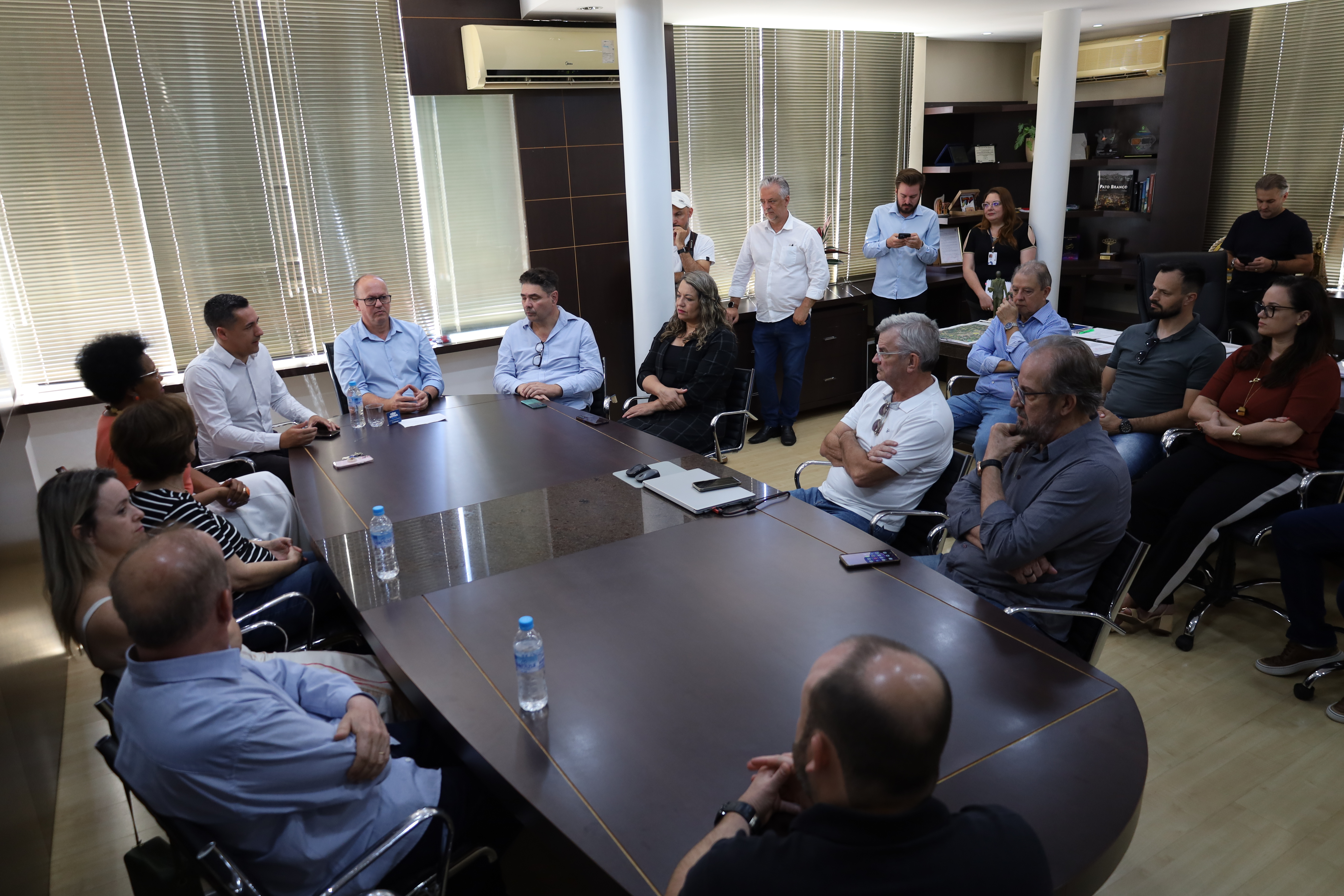 Legislativo e Executivo apresentam resultados de 2025 e reforçam compromisso com Pato Branco