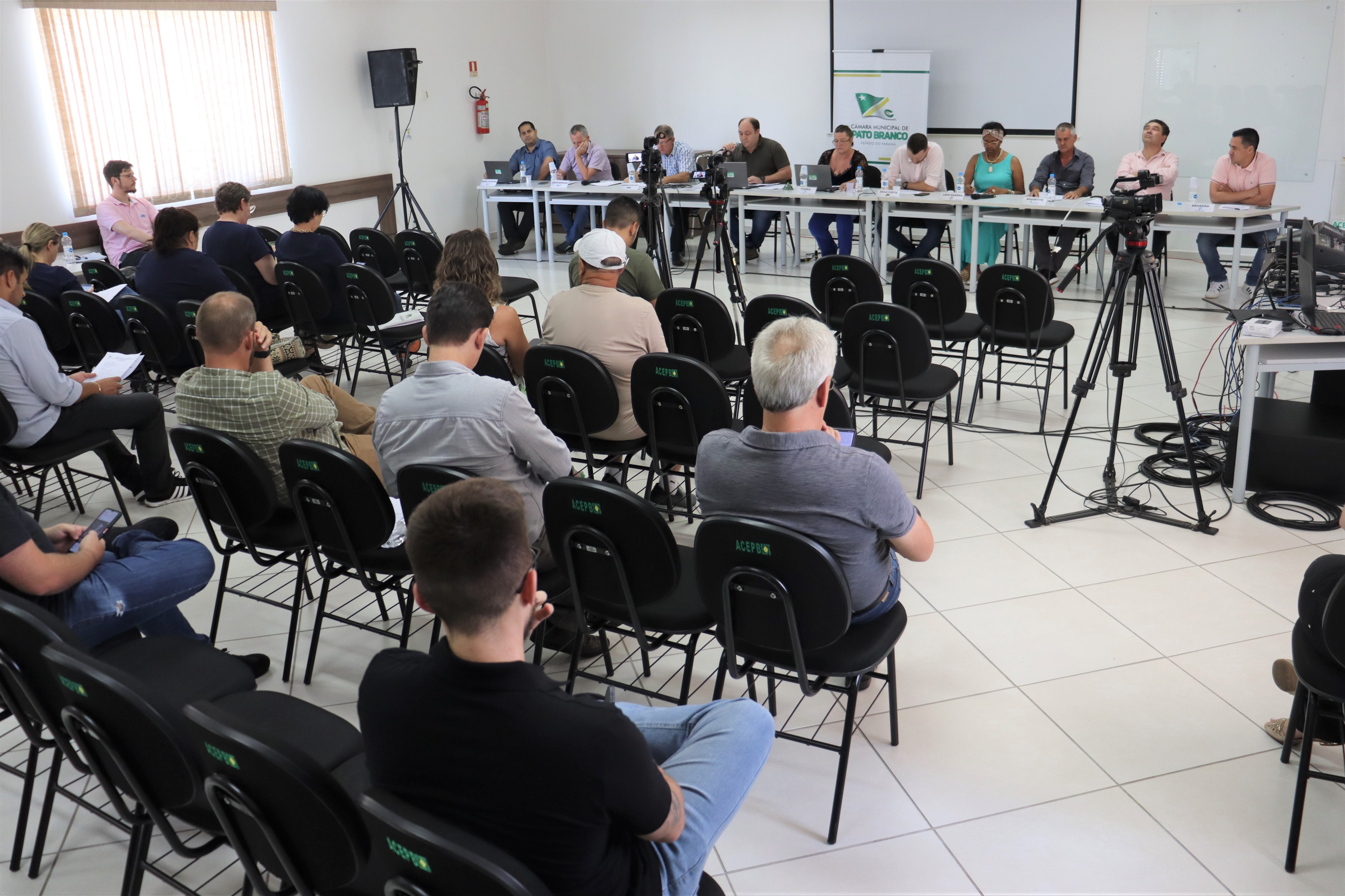 Legislativo entregará Moções de Aplauso para a Orquestra Sanfônica e para a Dra. Franciela Alberton