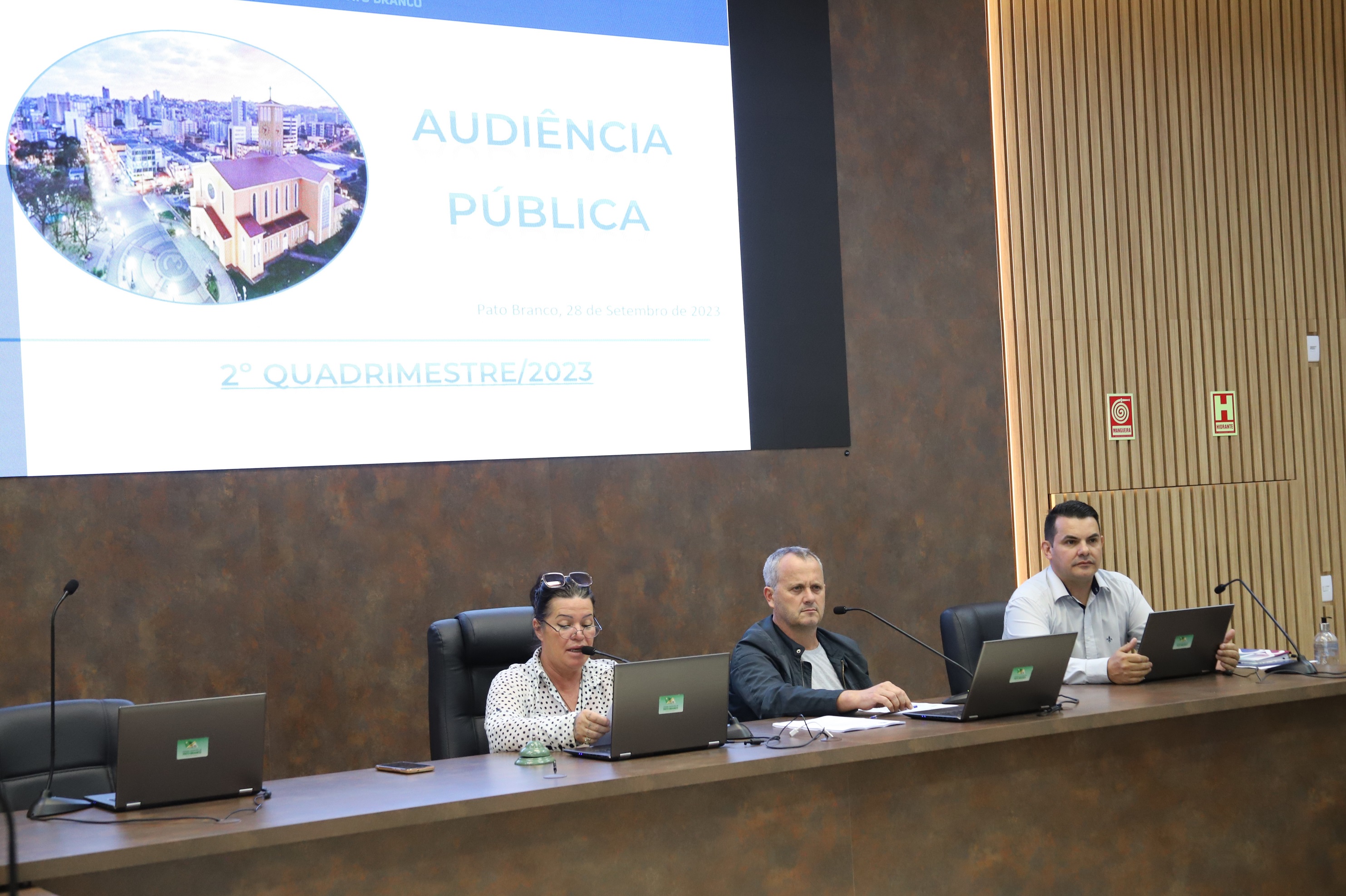 Prefeitura de Pato Branco presta contas do segundo quadrimestre de 2023